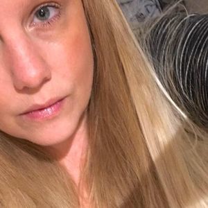 Meet your Posher, Santana